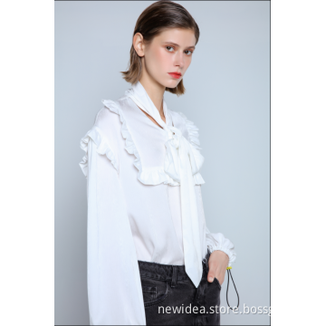 WHITE BLOUSE WITH BOW